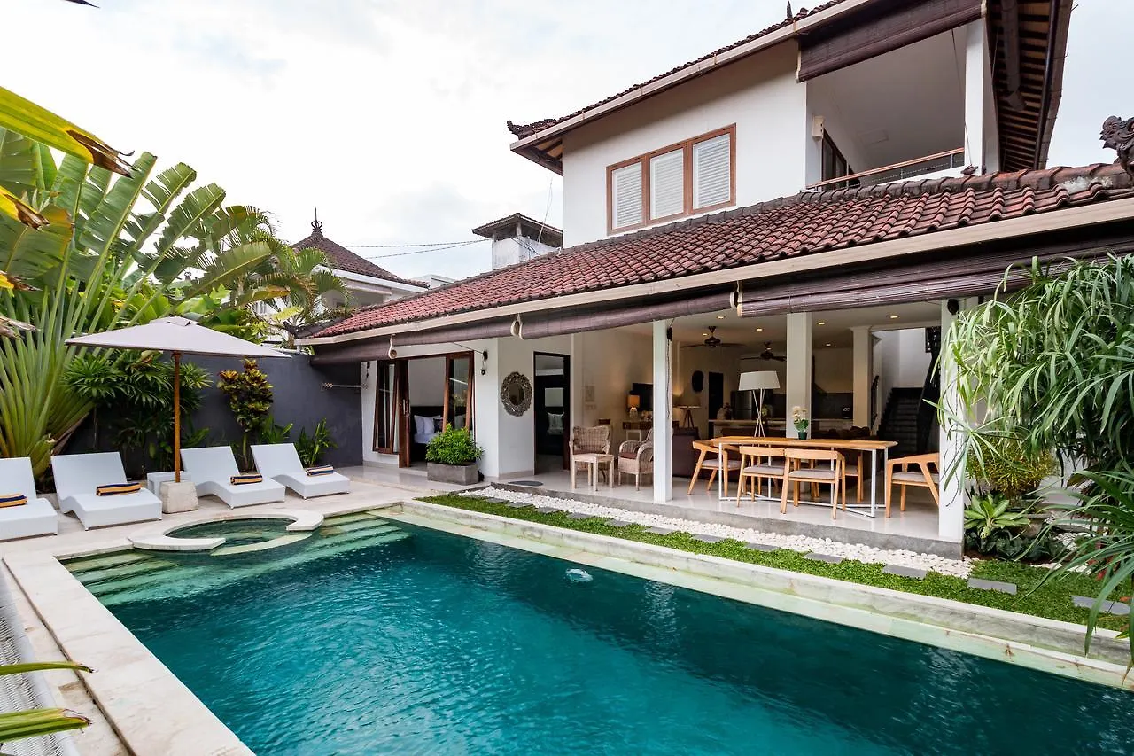 Sari Temuku Villa Seminyak